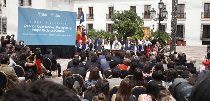 Agenda 2030: Presidenta Bachelet firma Decretos para Creación de Áreas Marinas Protegidas